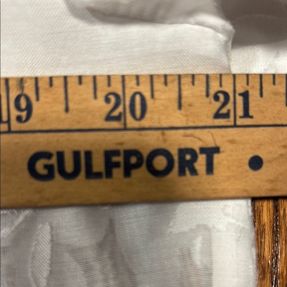 Chico's White Sheer With Flower Cut Out Look Jacket/Cardigan Size 1 - Picture 4 of 16